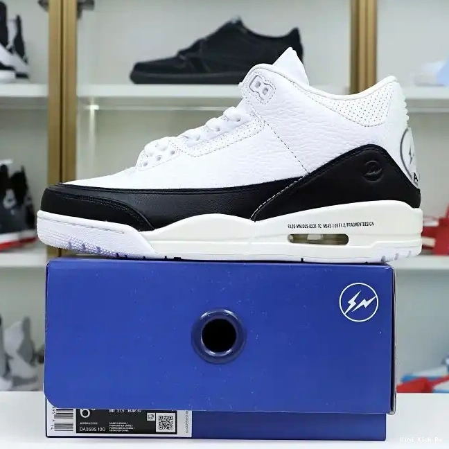 DESIGN JORDAN Kimikick FRAGMENT 'WHITE' X RETRO SP AIR 3 0521